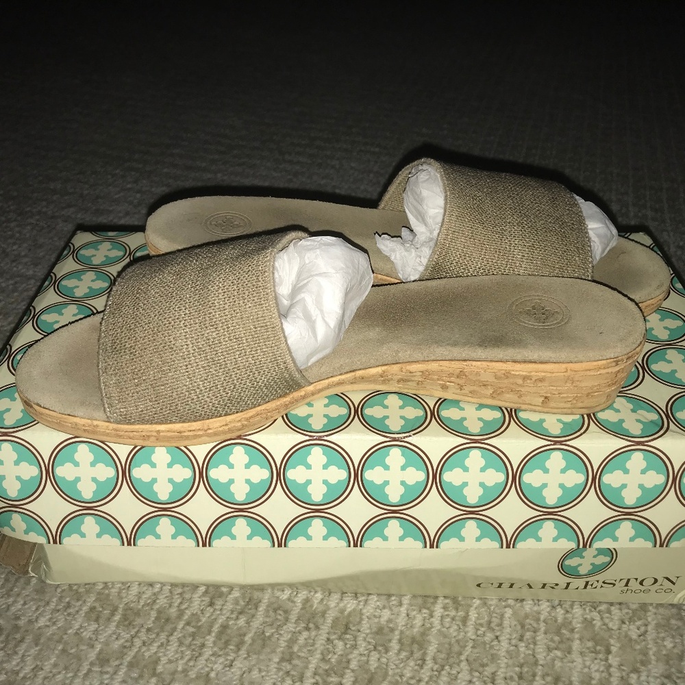 Charleston Shoe Co. Slides